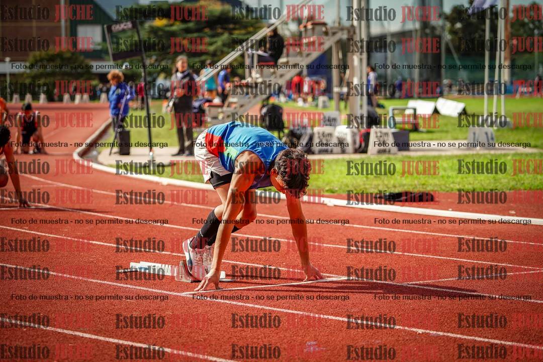 Fotos de los 400 m llanos de varones