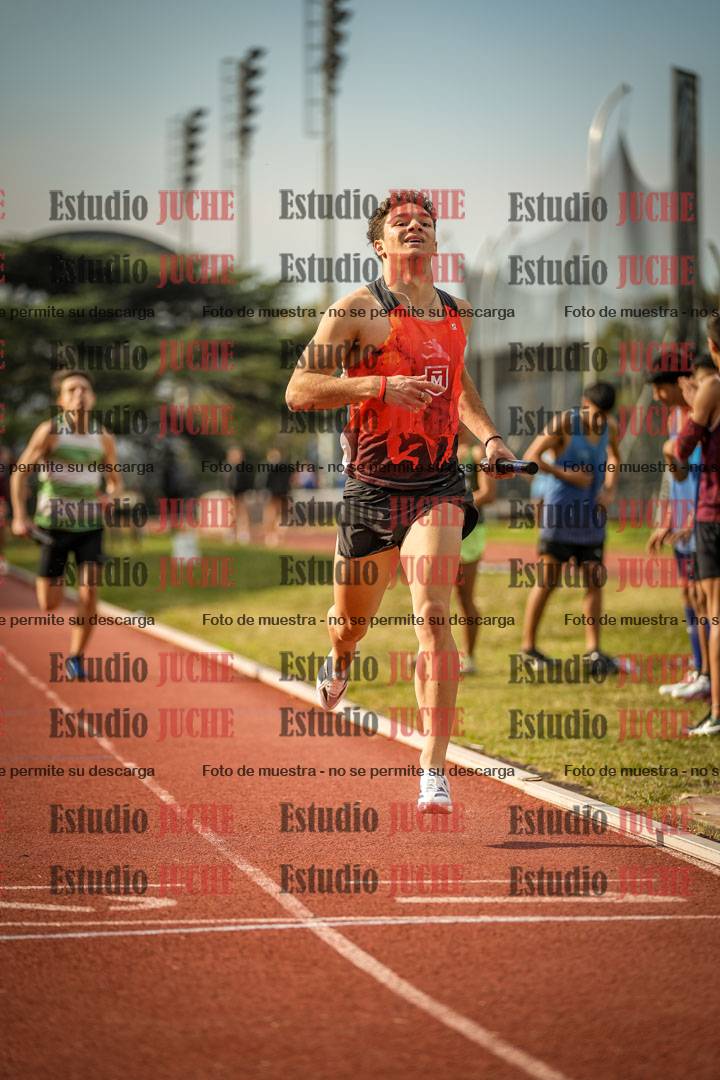 Fotos de las postas 4x400 m llanos de varones
