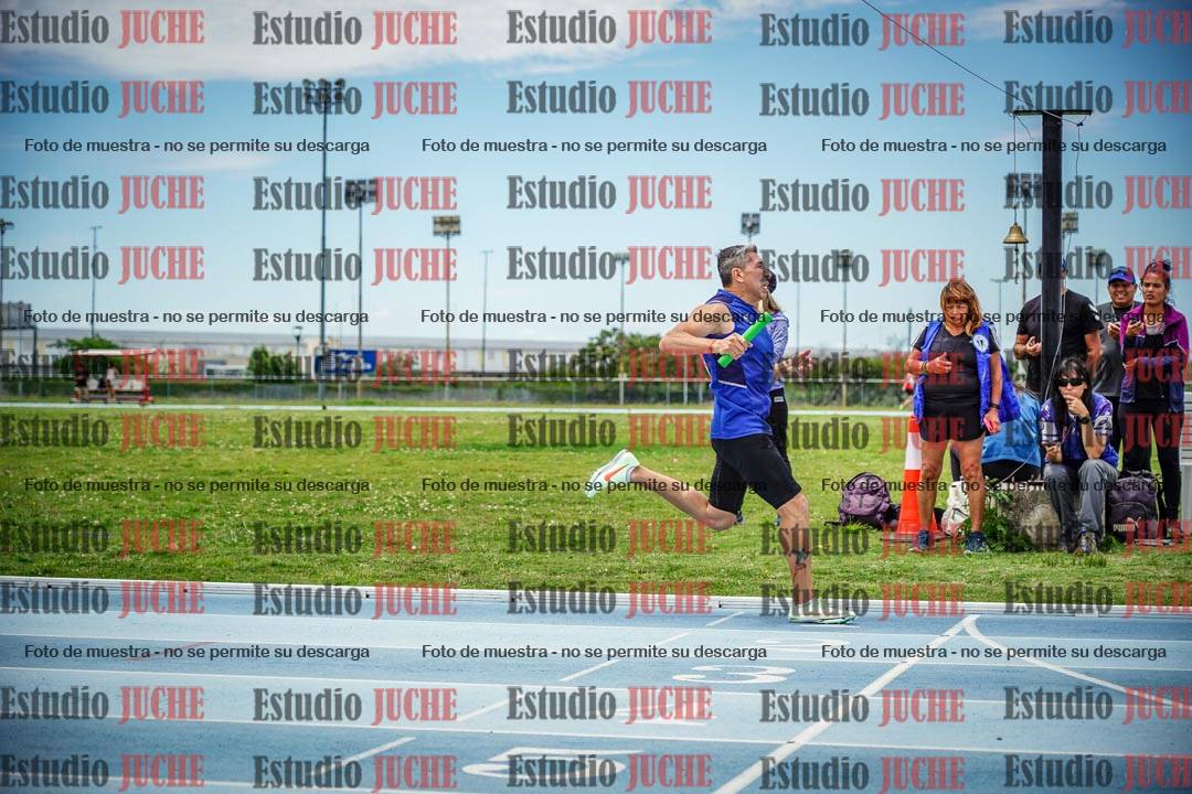 Fotos de las postas 4x200 m llanos de varones
