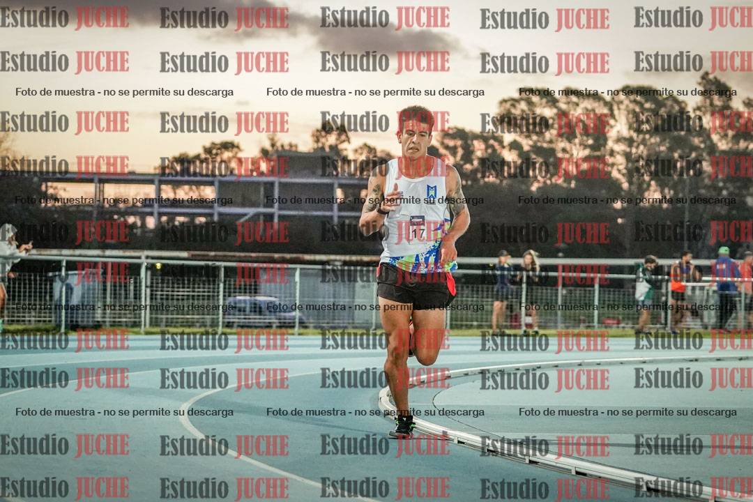 Fotos de los 3000 m llanos de varones