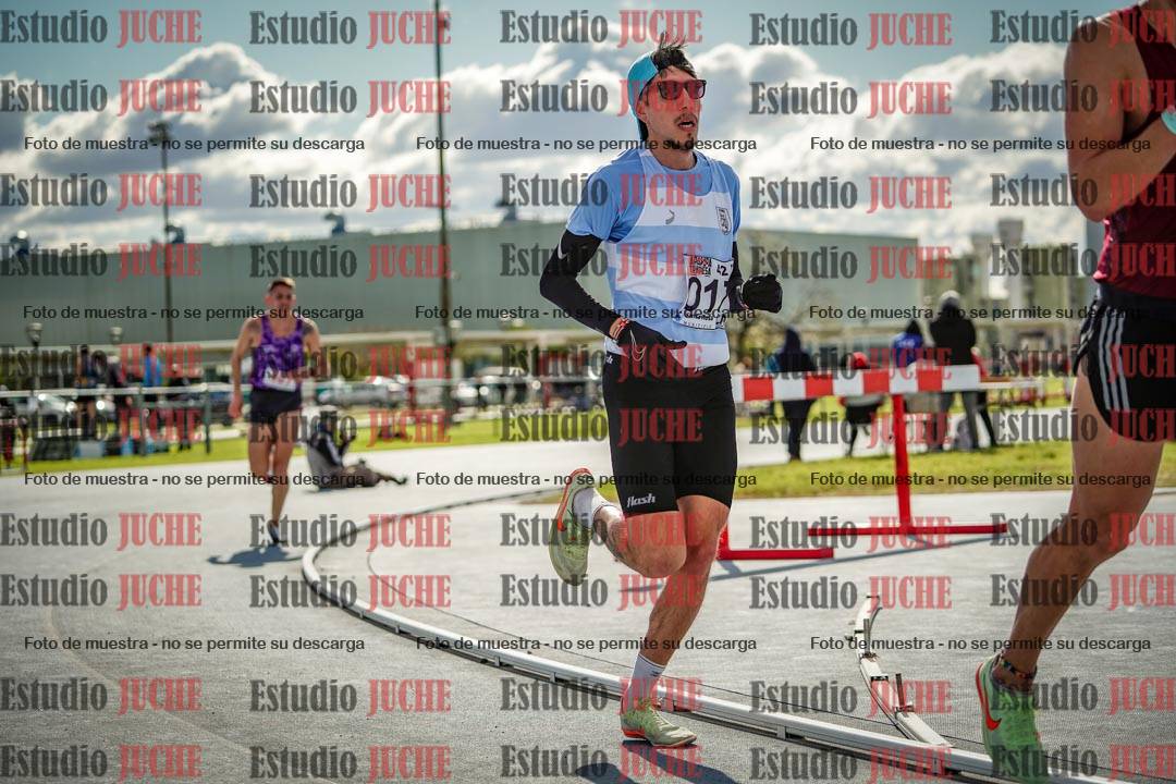 Fotos de los 5000 m llanos de varones