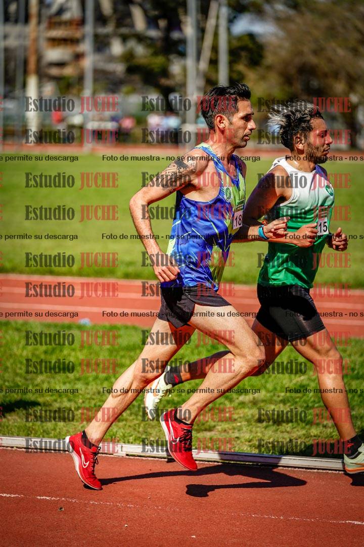 Fotos de los 5000 m llanos de mujeres y varones