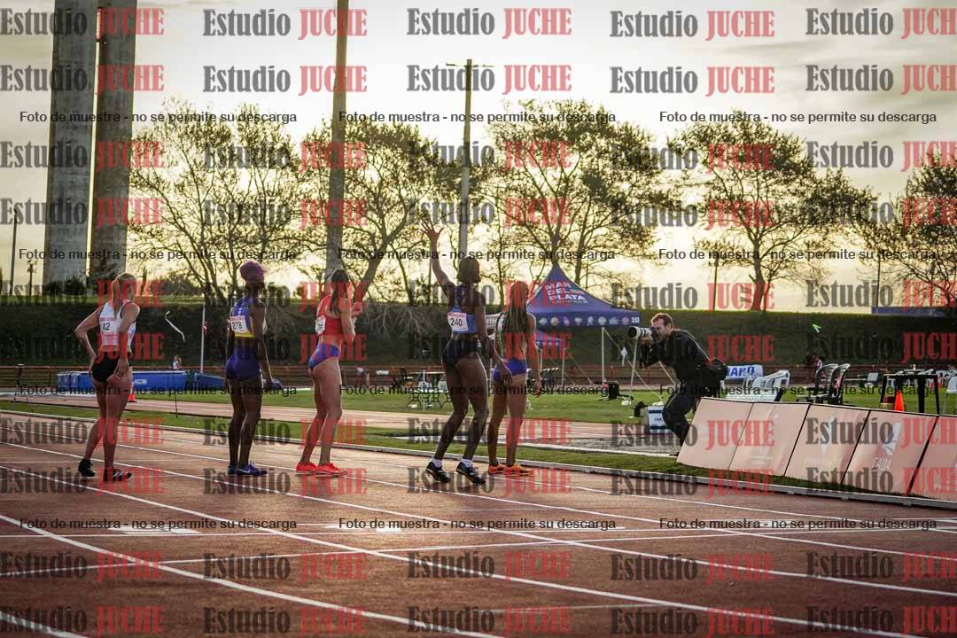 Fotos de los relevos 4x400 m de mujeres