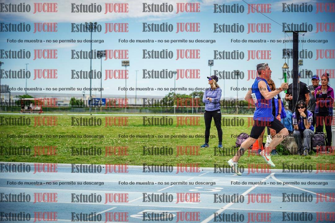 Fotos de las postas 4x200 m llanos de varones