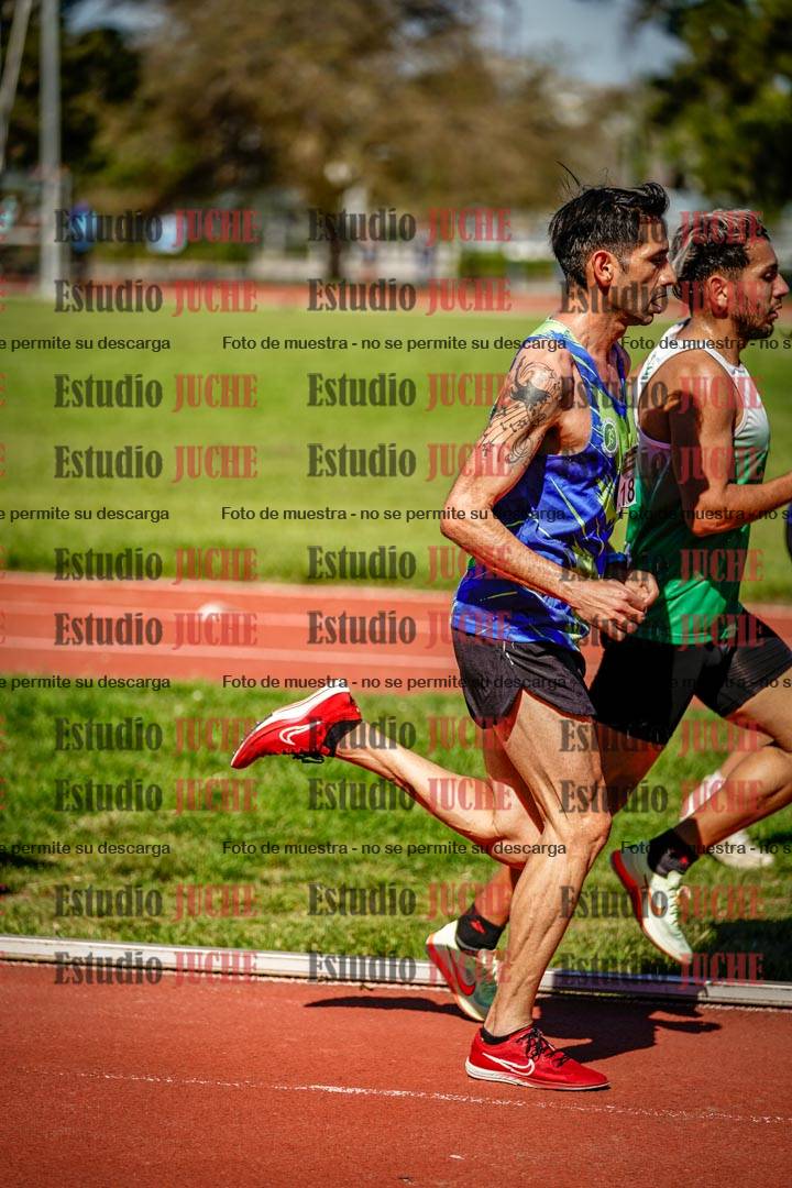 Fotos de los 5000 m llanos de mujeres y varones