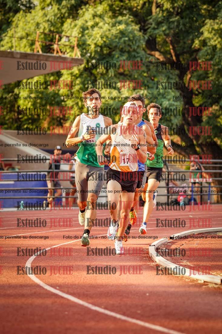 Fotos de los 5000 m llanos de mujeres y varones