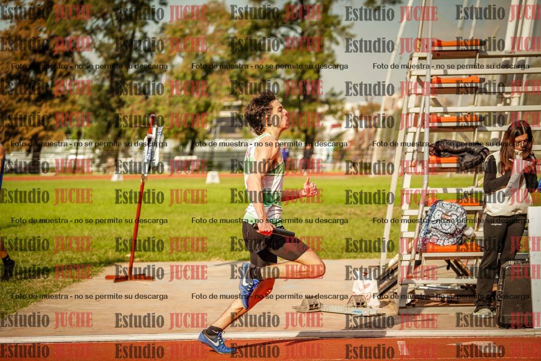 Fotos de las postas 4x400 m llanos de varones