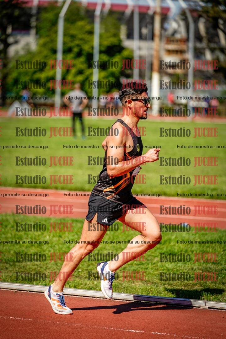 Fotos de los 5000 m llanos de mujeres y varones