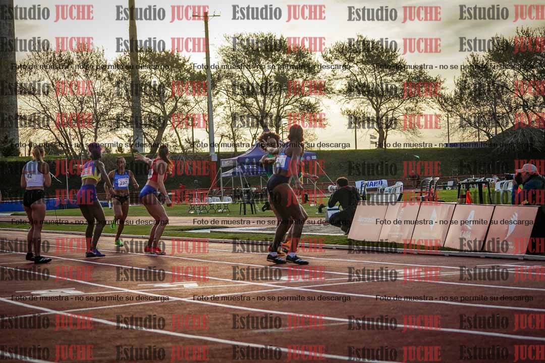 Fotos de los relevos 4x400 m de mujeres