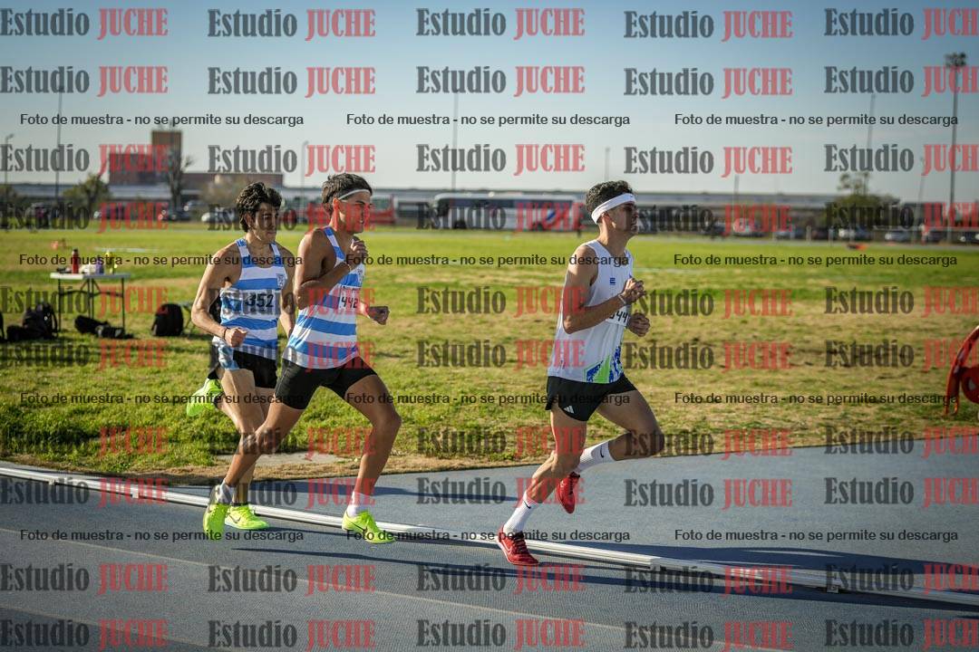 Fotos de los 1500 m llanos de varones
