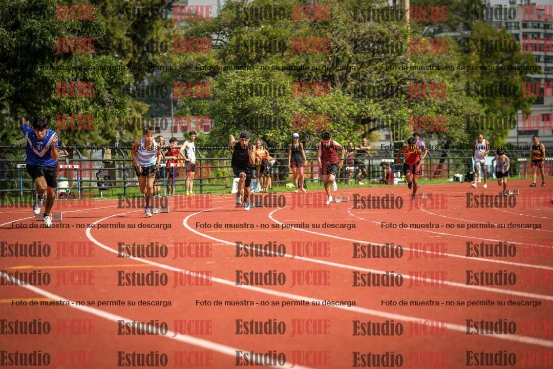 Fotos de los 200 m llanos de varones