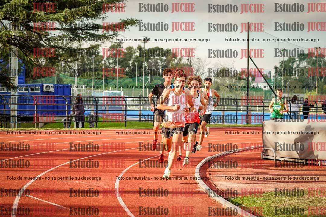 Fotos de los 1500 m llanos de varones