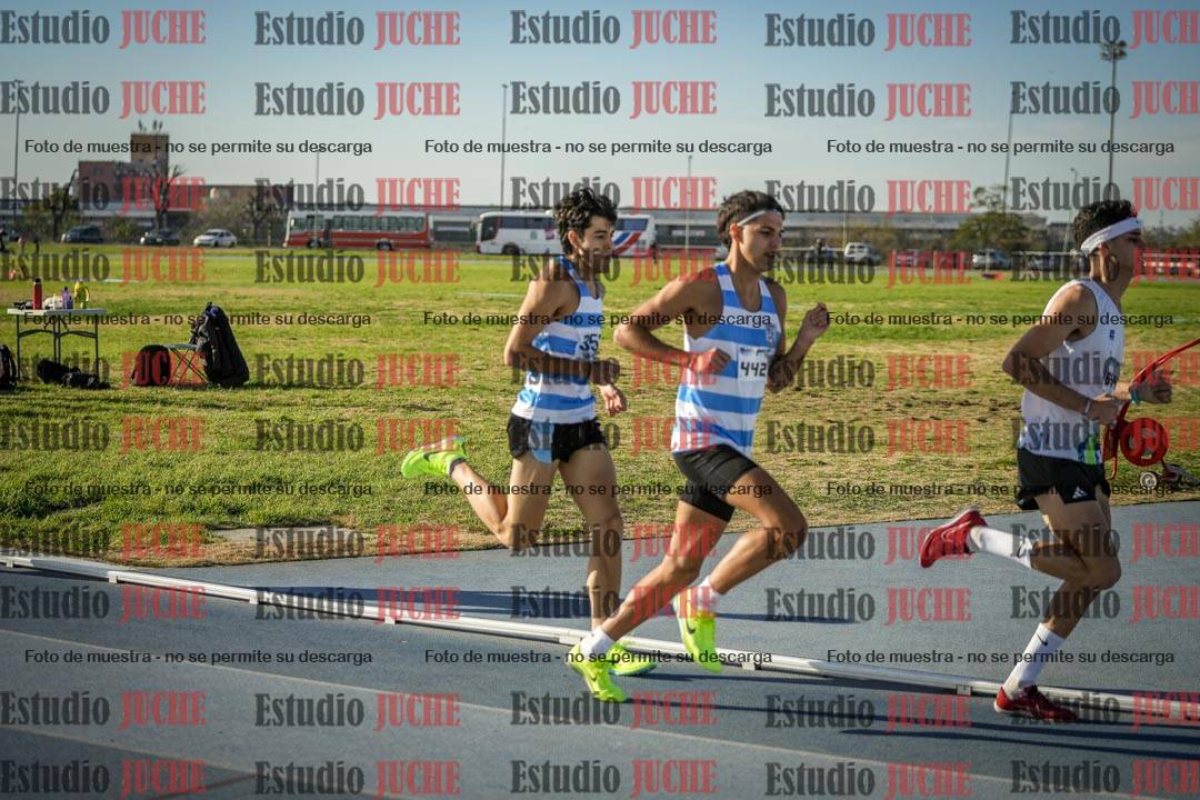 Fotos de los 1500 m llanos de varones