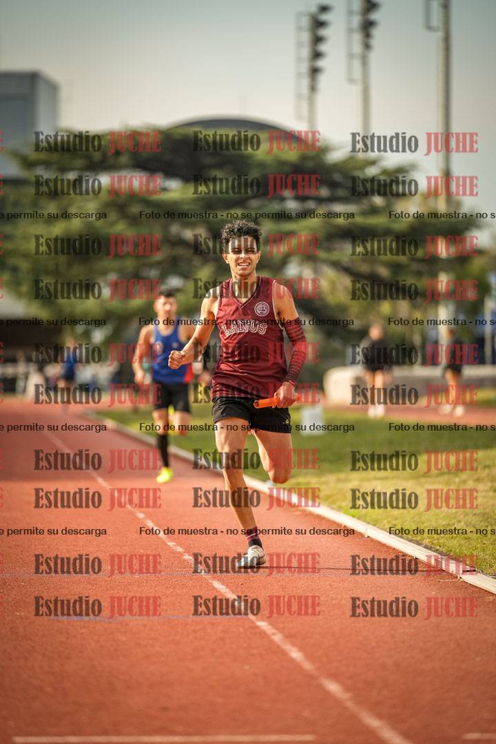 Fotos de las postas 4x400 m llanos de varones