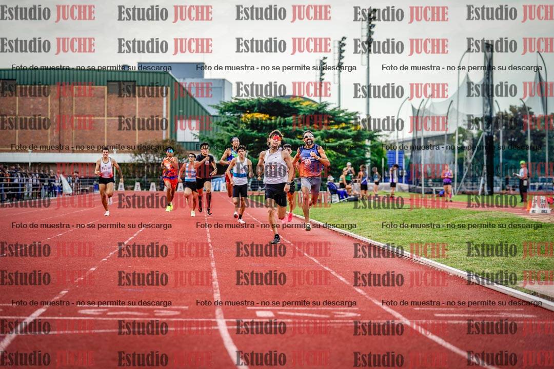 Fotos de los 800 m de varones