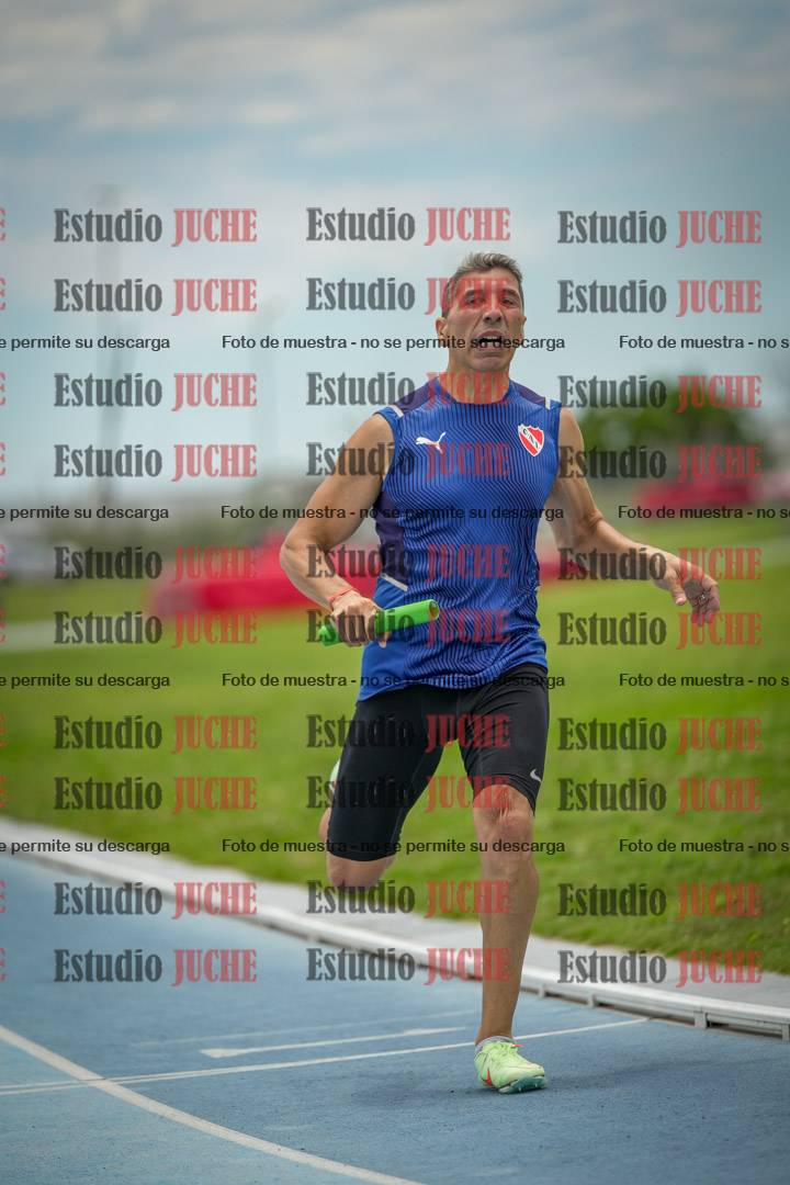 Fotos de las postas 4x200 m llanos de varones