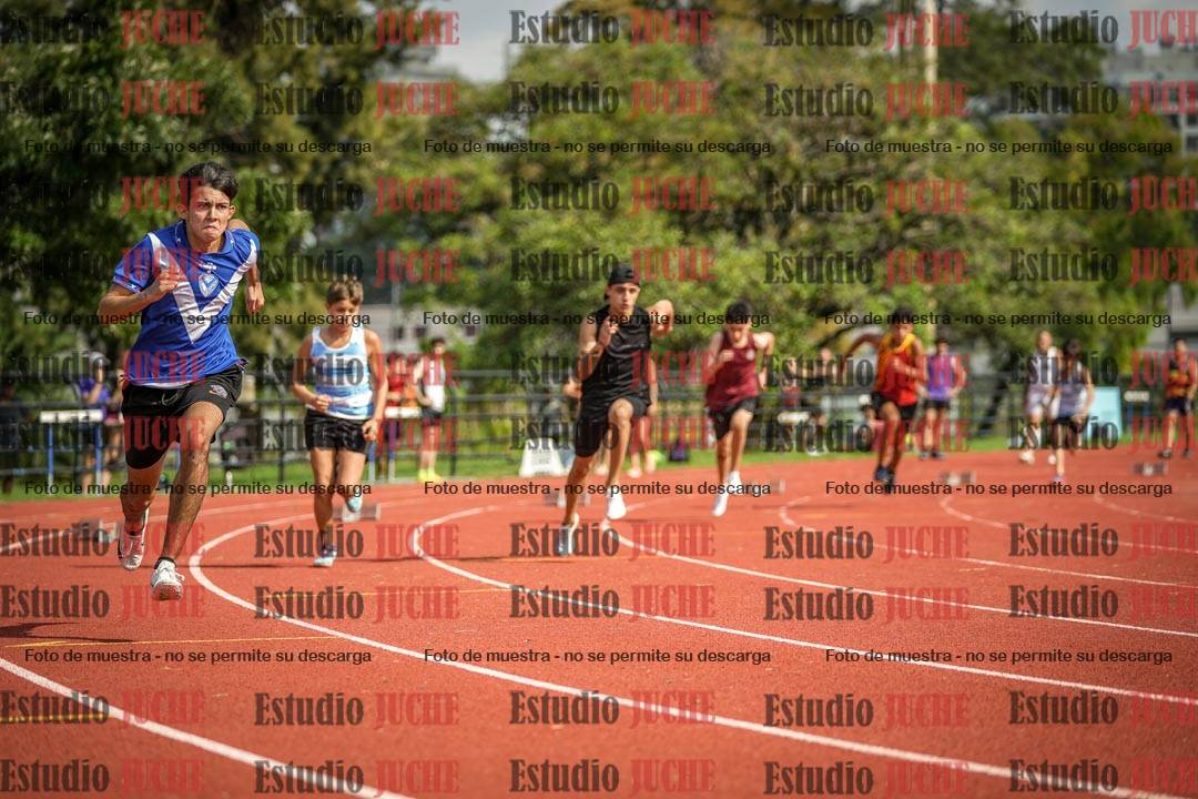 Fotos de los 200 m llanos de varones