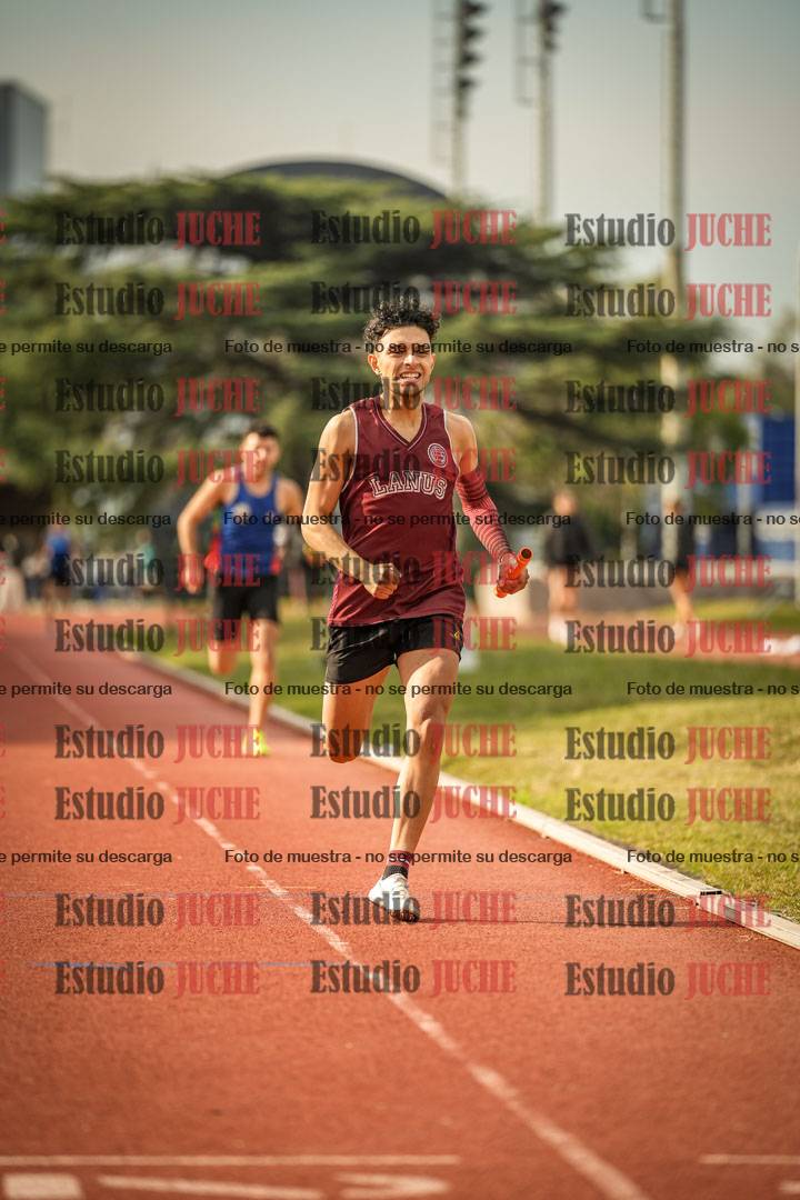 Fotos de las postas 4x400 m llanos de varones