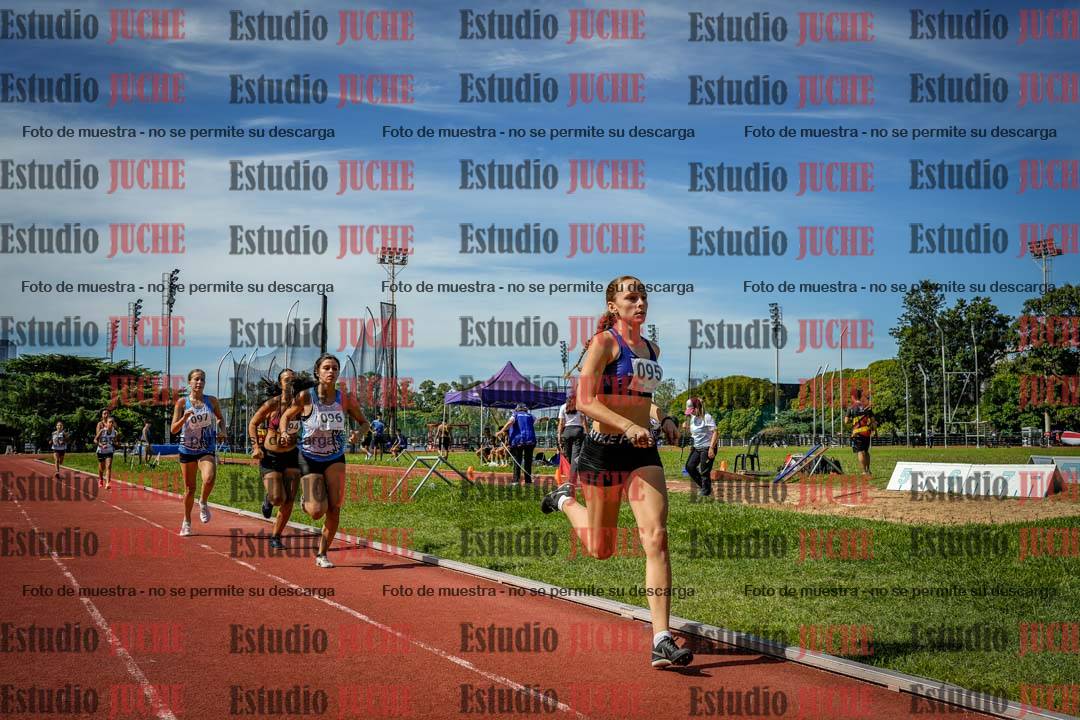 Fotos de los 600 m de mujeres
