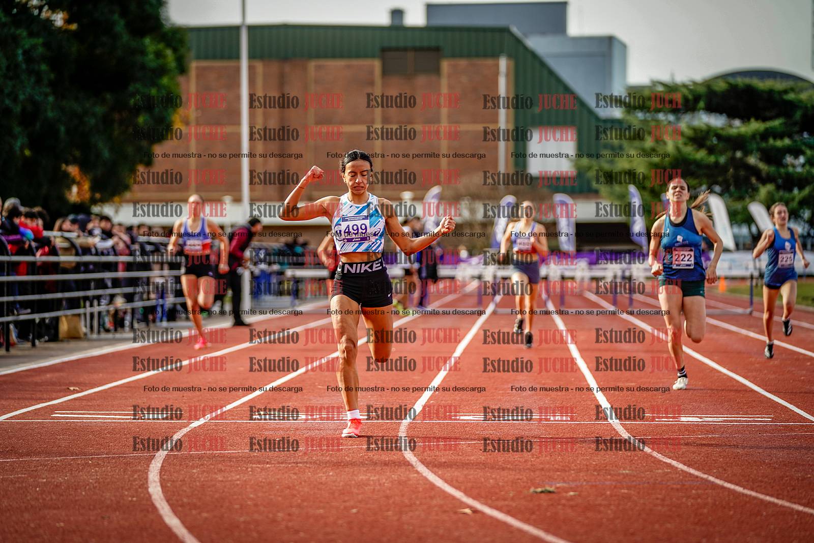 Fotos de los 400 m con vallas de mujeres