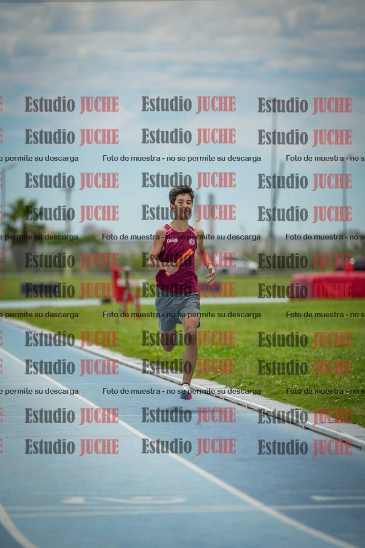 Fotos de las postas 4x200 m llanos de varones