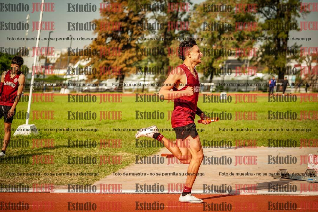 Fotos de las postas 4x400 m llanos de varones