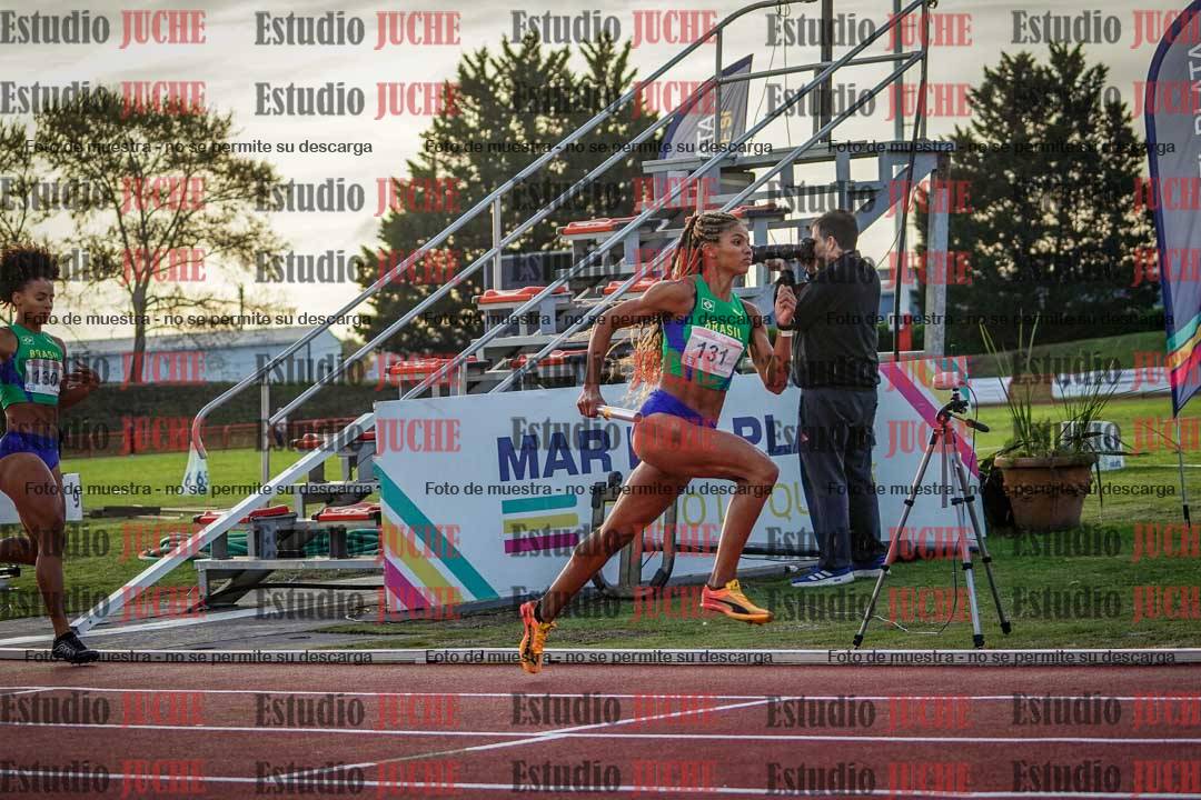 Fotos de los relevos 4x400 m de mujeres