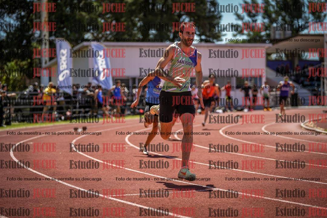 Fotos de los 400 m llanos de varones
