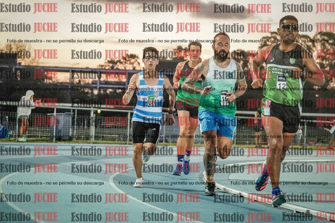 Fotos de los 3000 m llanos de varones