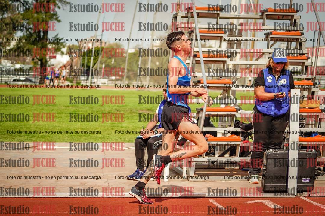 Fotos de los 3000 m llanos de varones