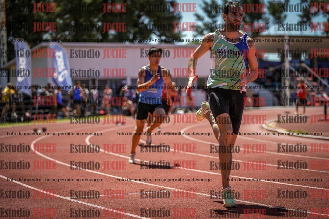 Fotos de los 400 m llanos de varones