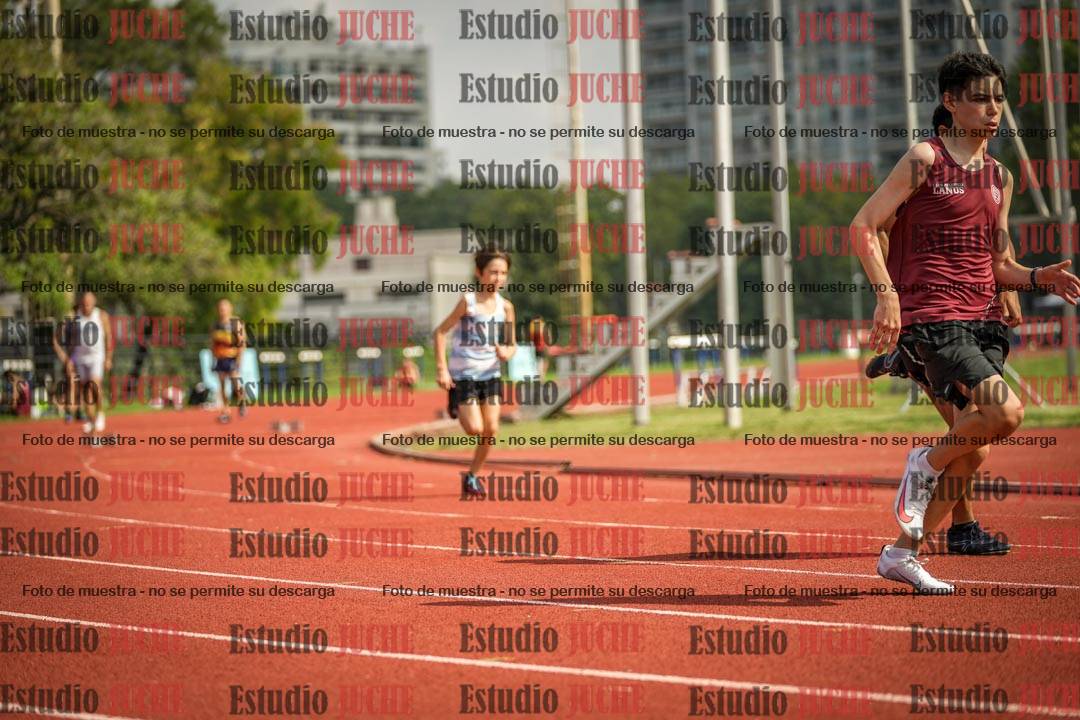 Fotos de los 200 m llanos de varones