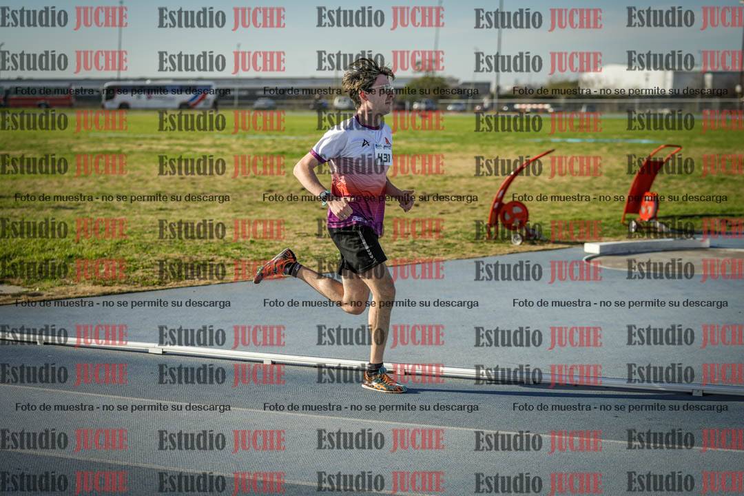 Fotos de los 1500 m llanos de varones