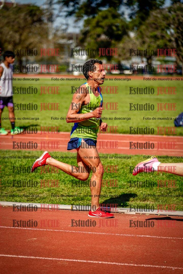 Fotos de los 5000 m llanos de mujeres y varones