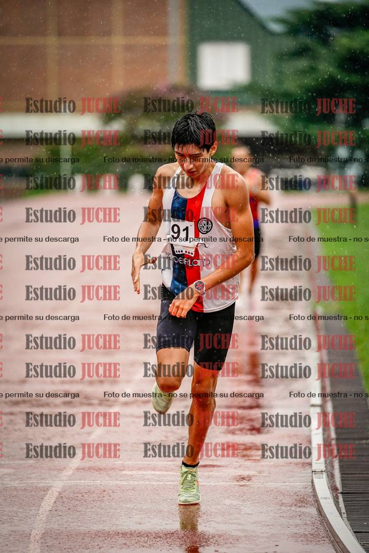 Fotos de los 800 m de varones