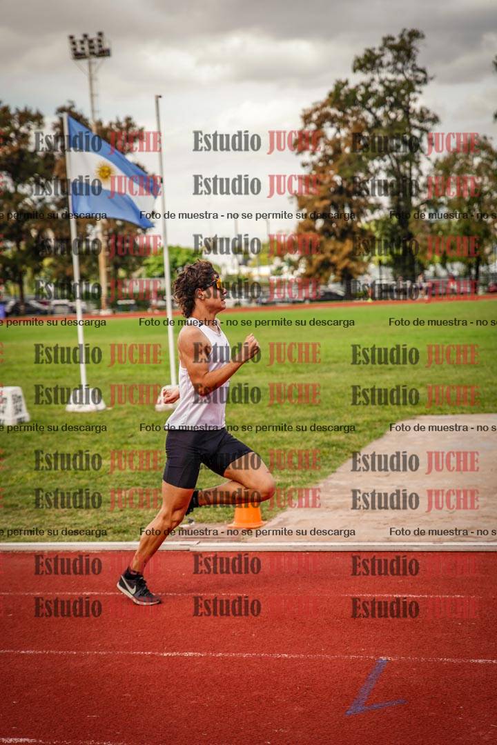 Fotos de los 800 m de varones