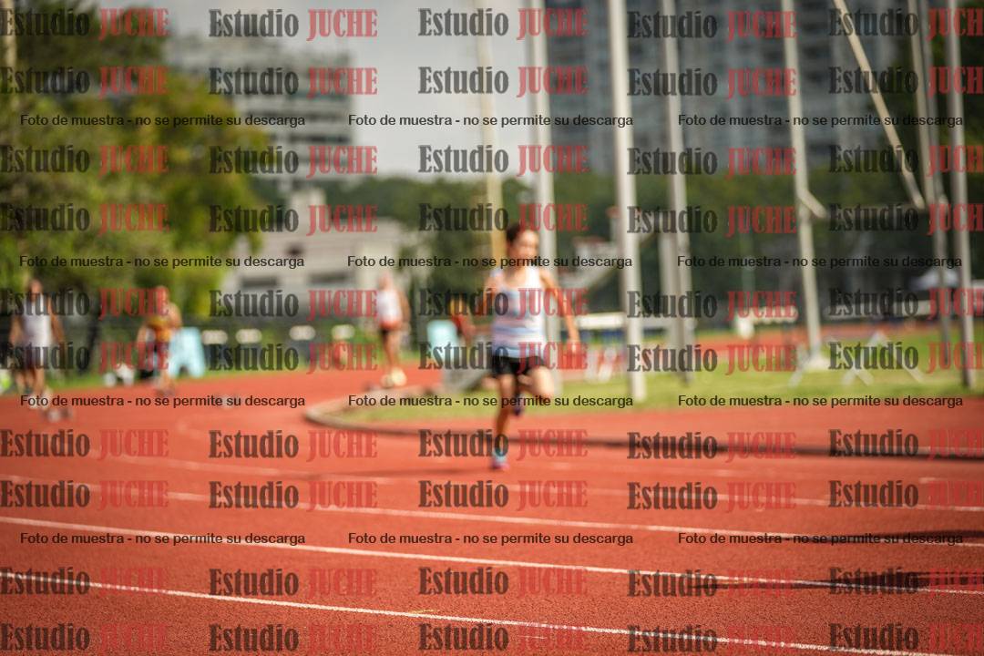 Fotos de los 200 m llanos de varones