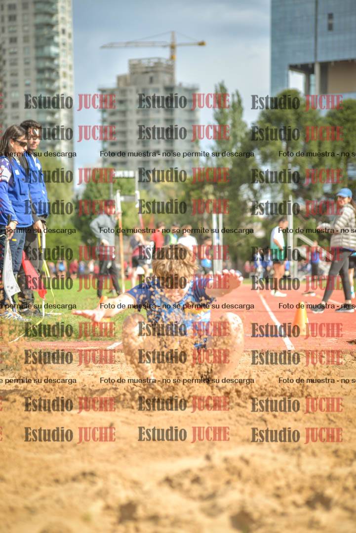 Fotos del salto en largo - varones U16