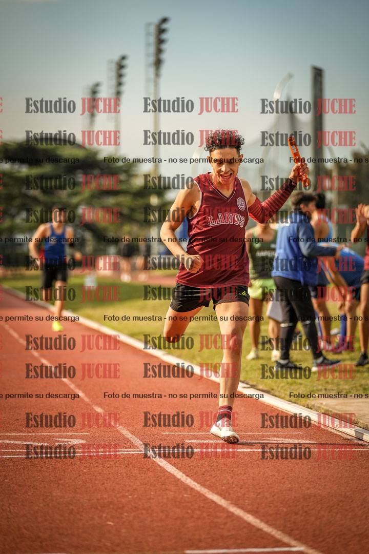 Fotos de las postas 4x400 m llanos de varones