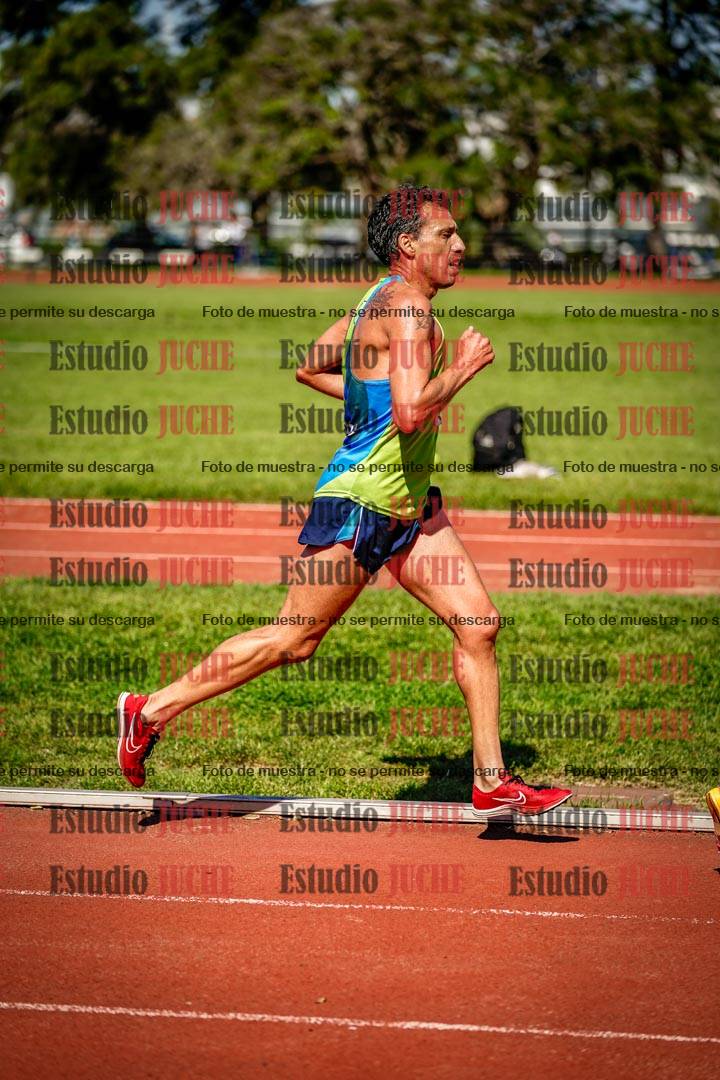 Fotos de los 5000 m llanos de mujeres y varones