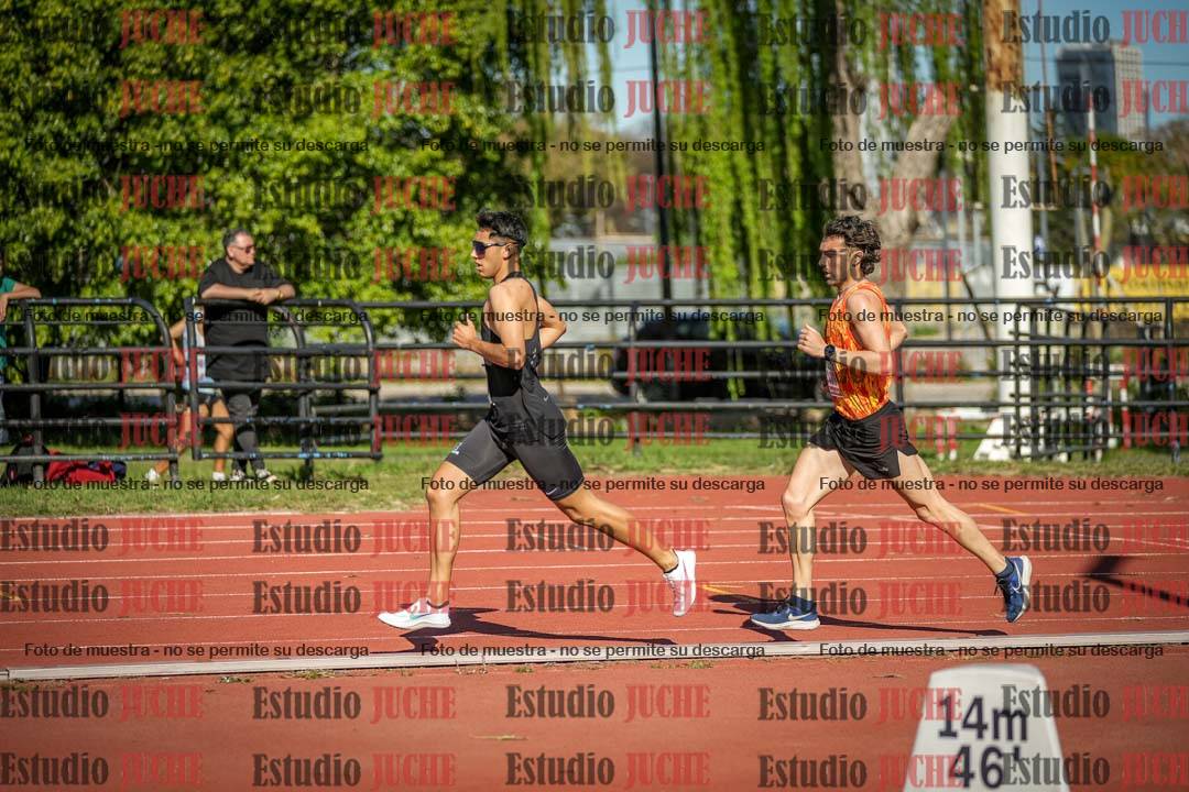 Fotos de los 5000 m llanos de varones