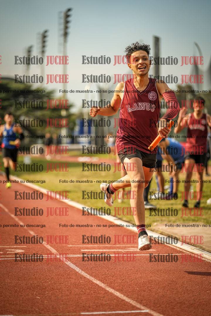 Fotos de las postas 4x400 m llanos de varones