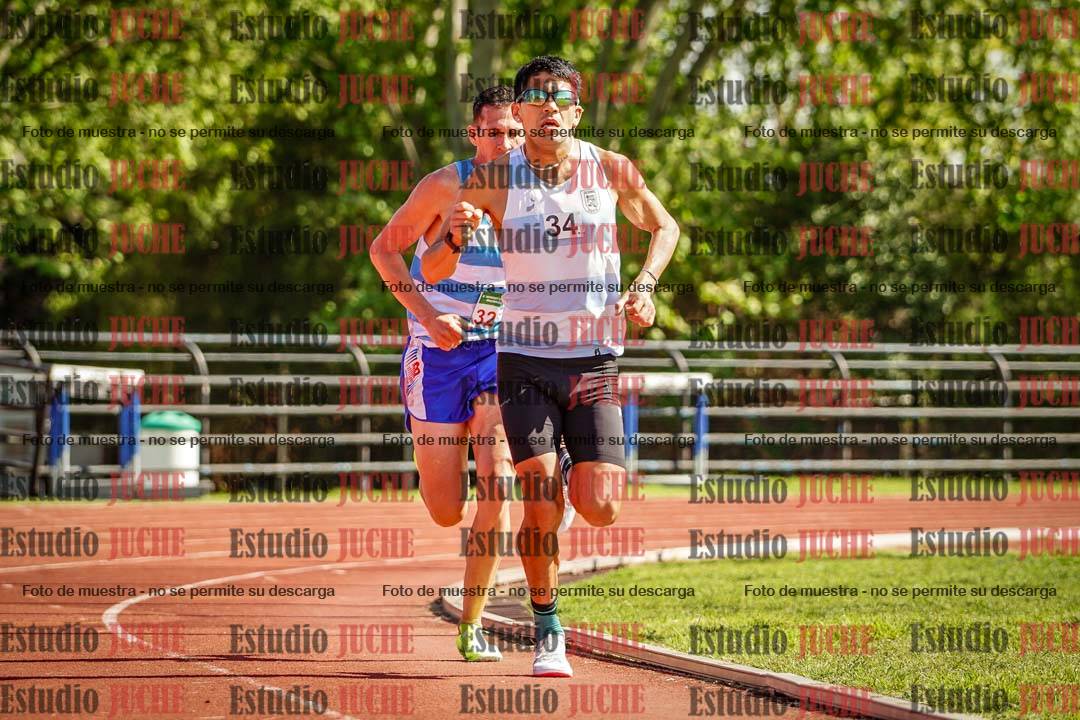 Fotos de los 5000 m llanos de mujeres y varones