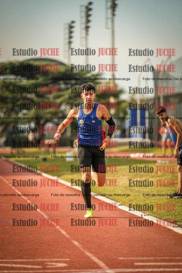 Fotos de las postas 4x400 m llanos de varones