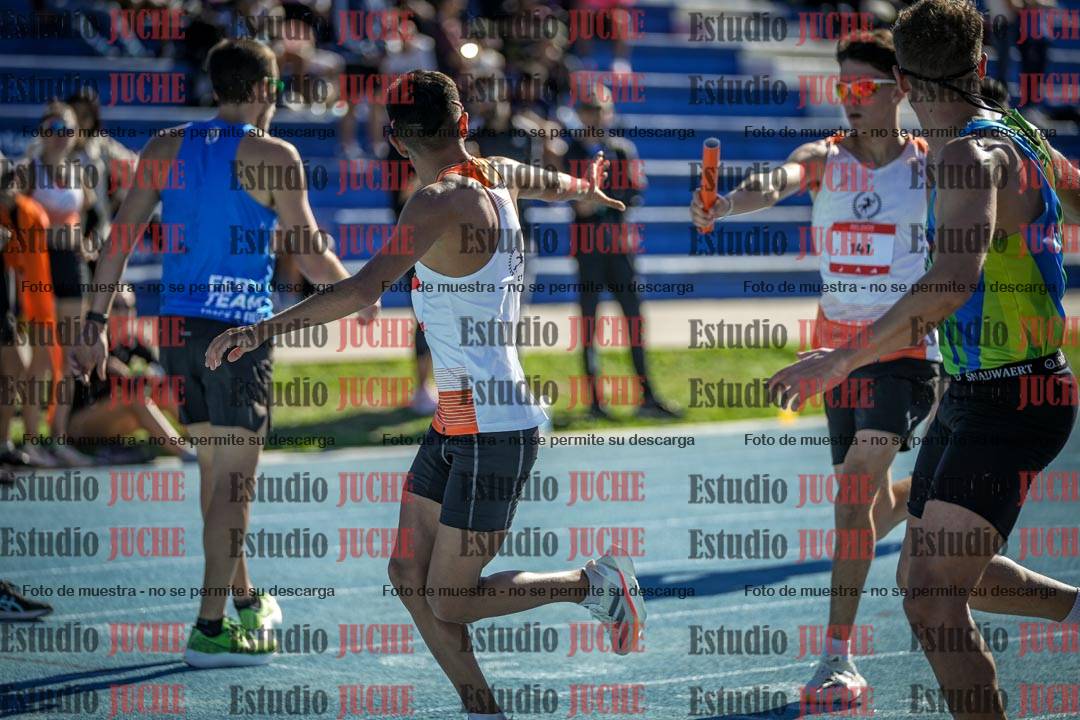 Fotos durante los relevos