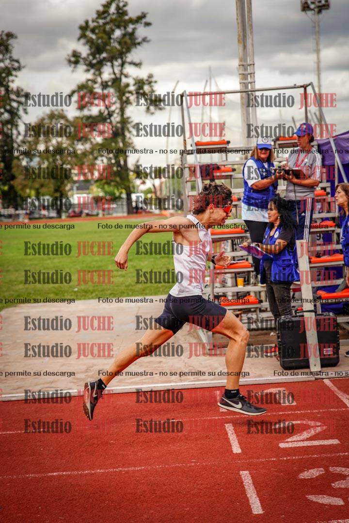 Fotos de los 800 m de varones
