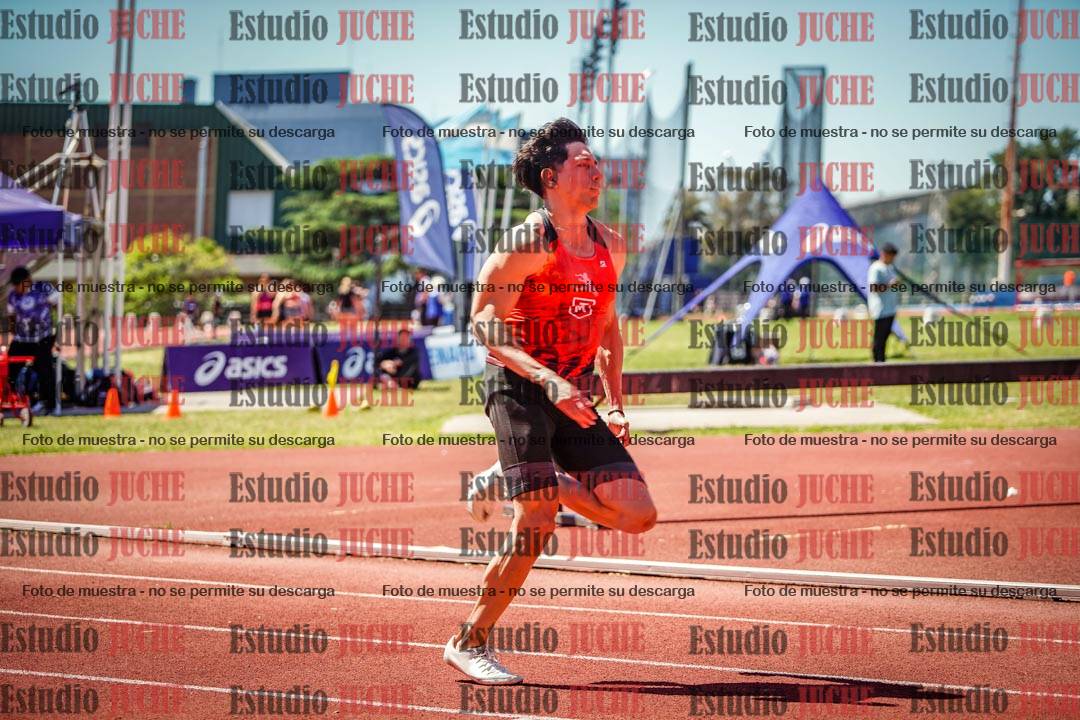 Fotos de los 400 m llanos de varones