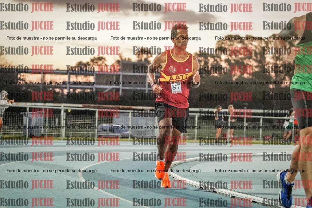 Fotos de los 3000 m llanos de varones