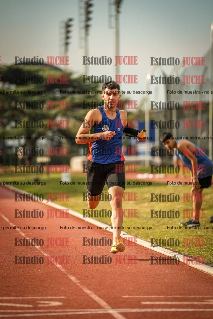 Fotos de las postas 4x400 m llanos de varones