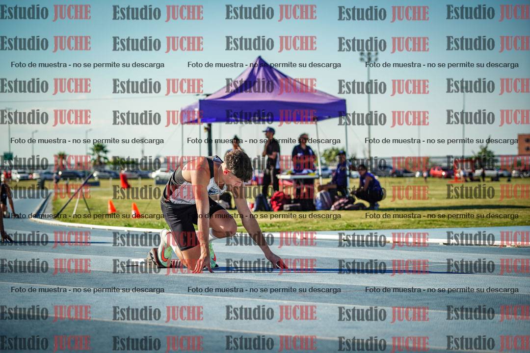 Fotos de los 400 m llanos de varones